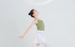 女孩學跳舞的最佳年齡是幾歲 一般需要多少錢一個月
