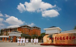 學中醫(yī)的學校(成人想學中醫(yī)去什么學校)
