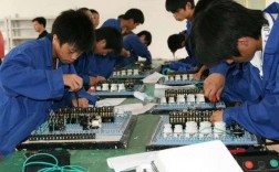 裝配電工學(xué)徒一般學(xué)多久(電工培訓(xùn)班一般需要多少錢)