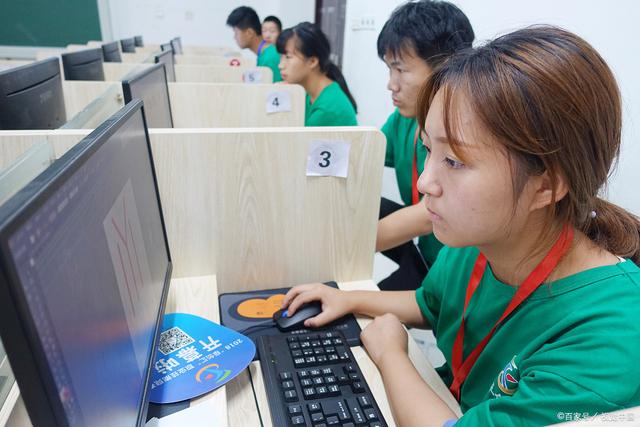 女生學(xué)計(jì)算機(jī)專業(yè)好嗎(學(xué)計(jì)算機(jī)的畢業(yè)后可以找什么工作)-圖1