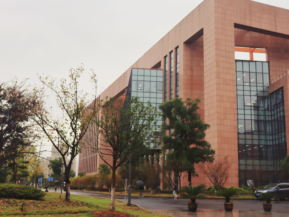 浙江工商大學杭州商學院(杭州商學院值不值得讀)-圖1