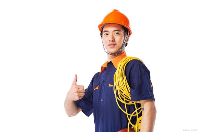 電工師傅一般在哪里找(電工上門(mén)服務(wù)收費(fèi)標(biāo)準(zhǔn))-圖1
