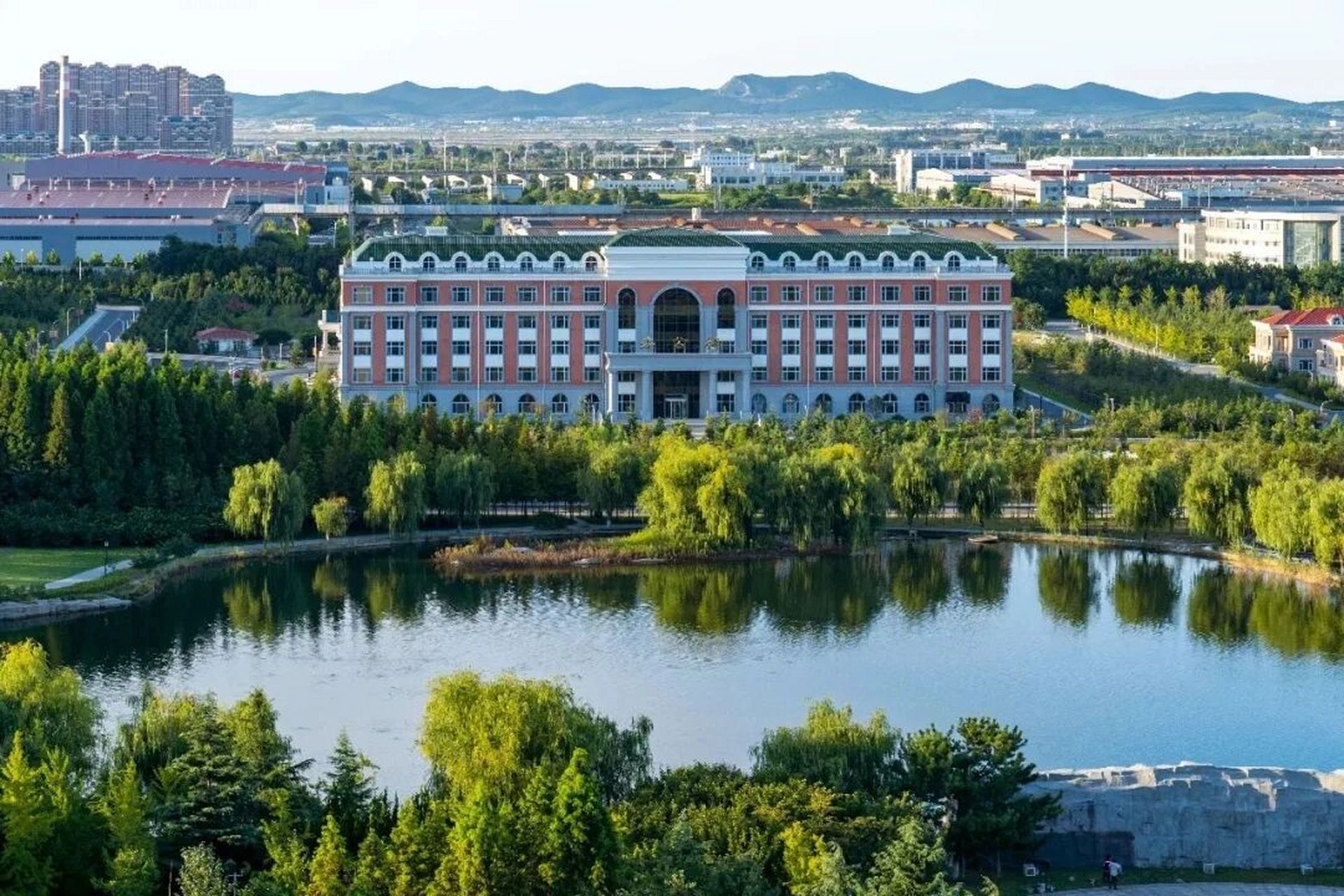 遼寧對外經貿大學(遼寧十大臭名職業學院)-圖1