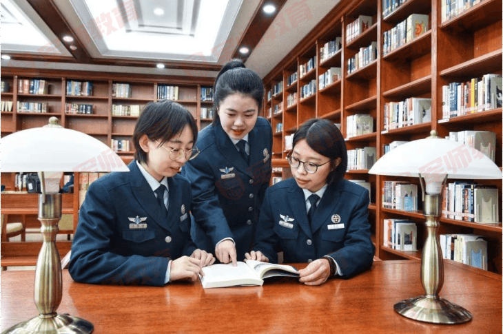 部隊的文職人員都干什么工作(女生考部隊文職有哪些崗位)-圖1