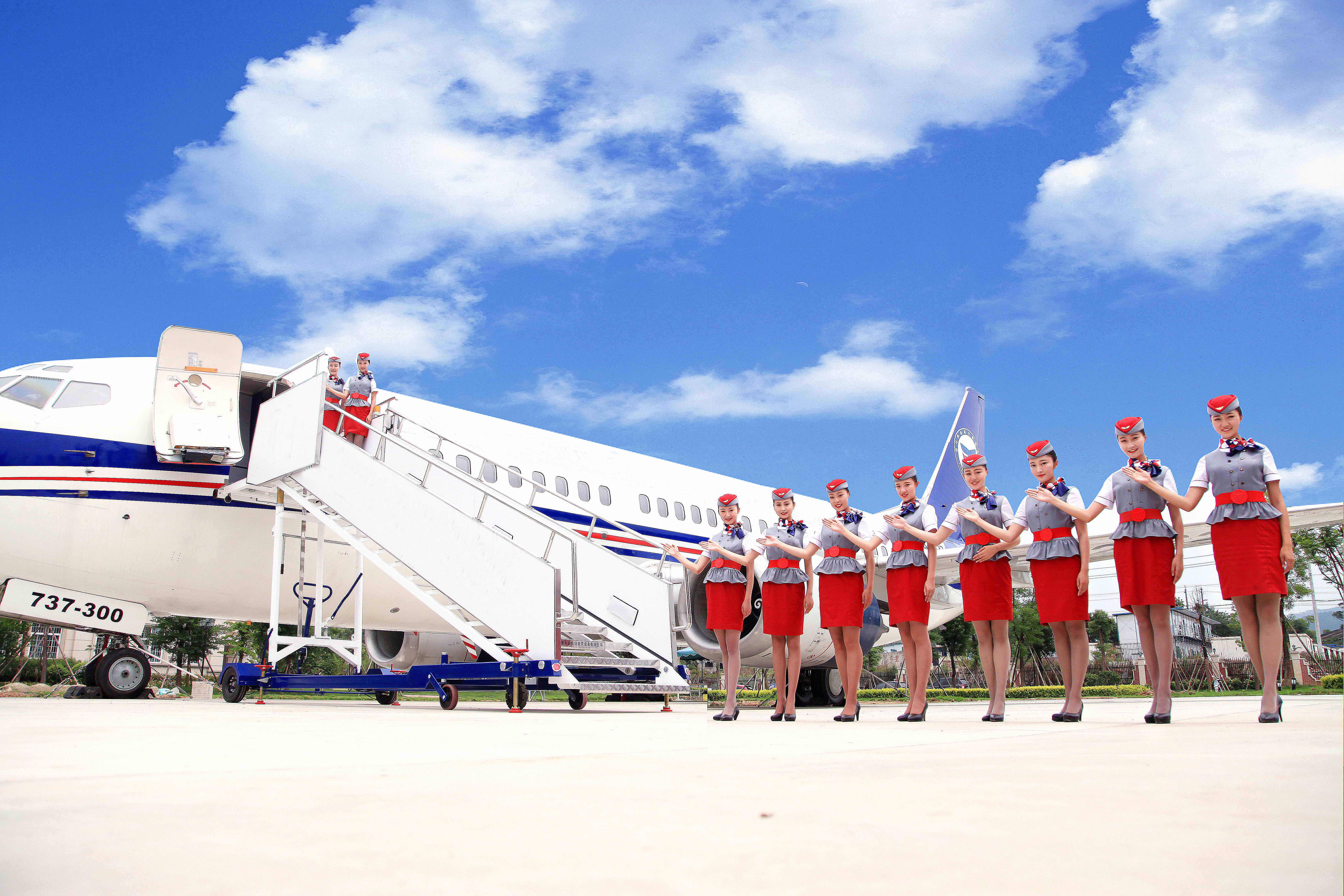 300多分可以上的空乘學校-圖1