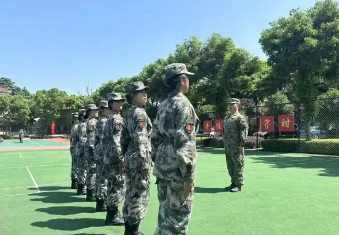 重慶孩子叛逆不上學怎么辦？來重慶環帝錦輝青少年叛逆教育基地-圖3