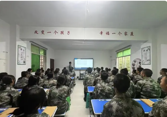 重慶糾正叛逆的學校在哪里-推薦環帝錦輝青少年素質教育基地-圖4